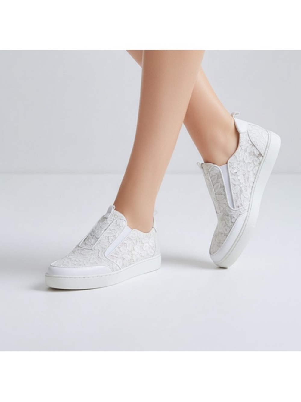Cocktail Sneakers Elegant White Lace Women's Loafers size 8